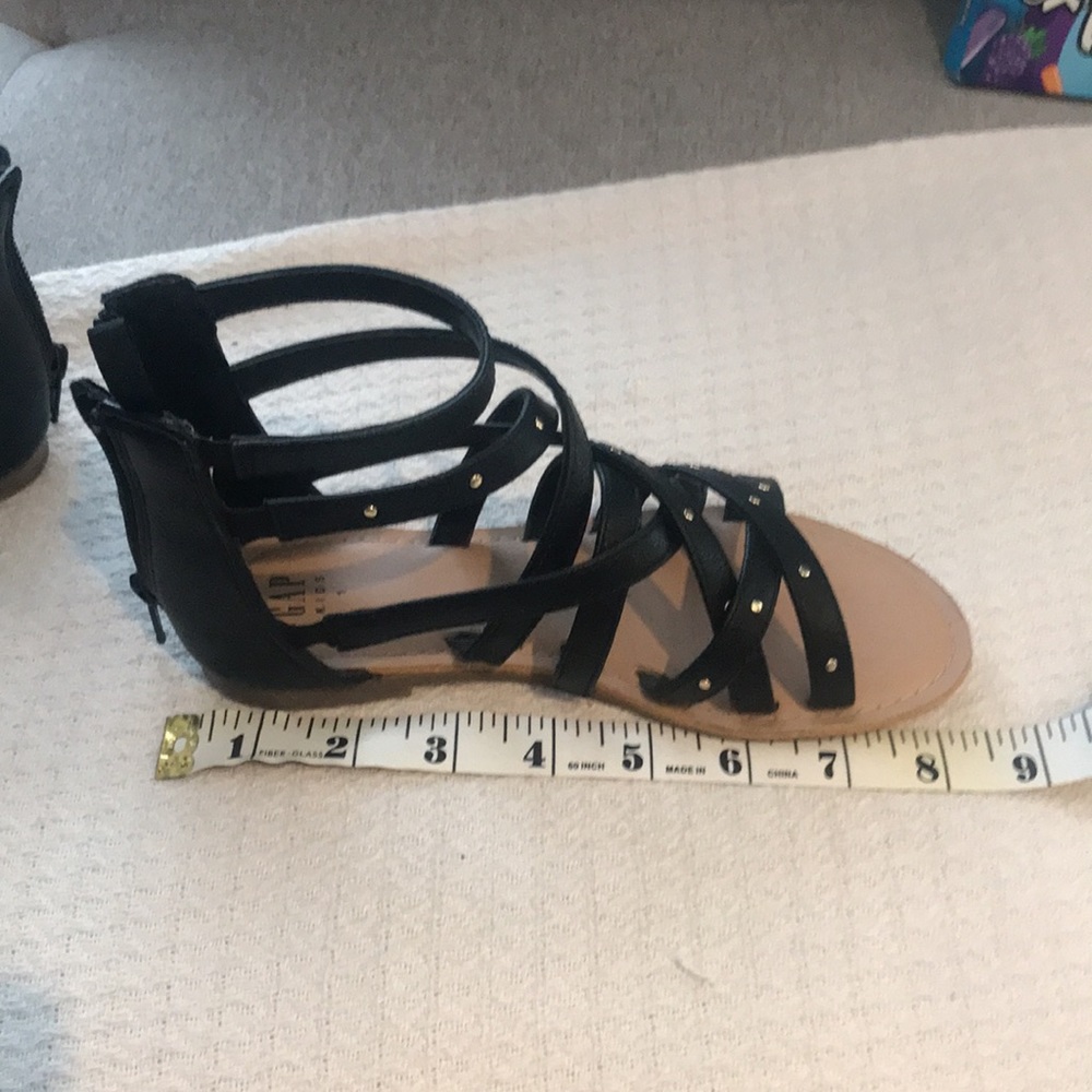 GAP GIRLS BLACK LEATHER STRAPPY SANDALS size 1 - Picture 6 of 8
